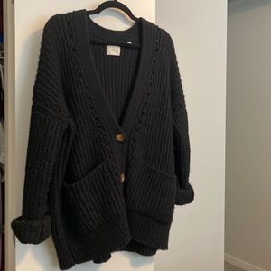 (SOLD) pics of Dôen Adelia Cardigan